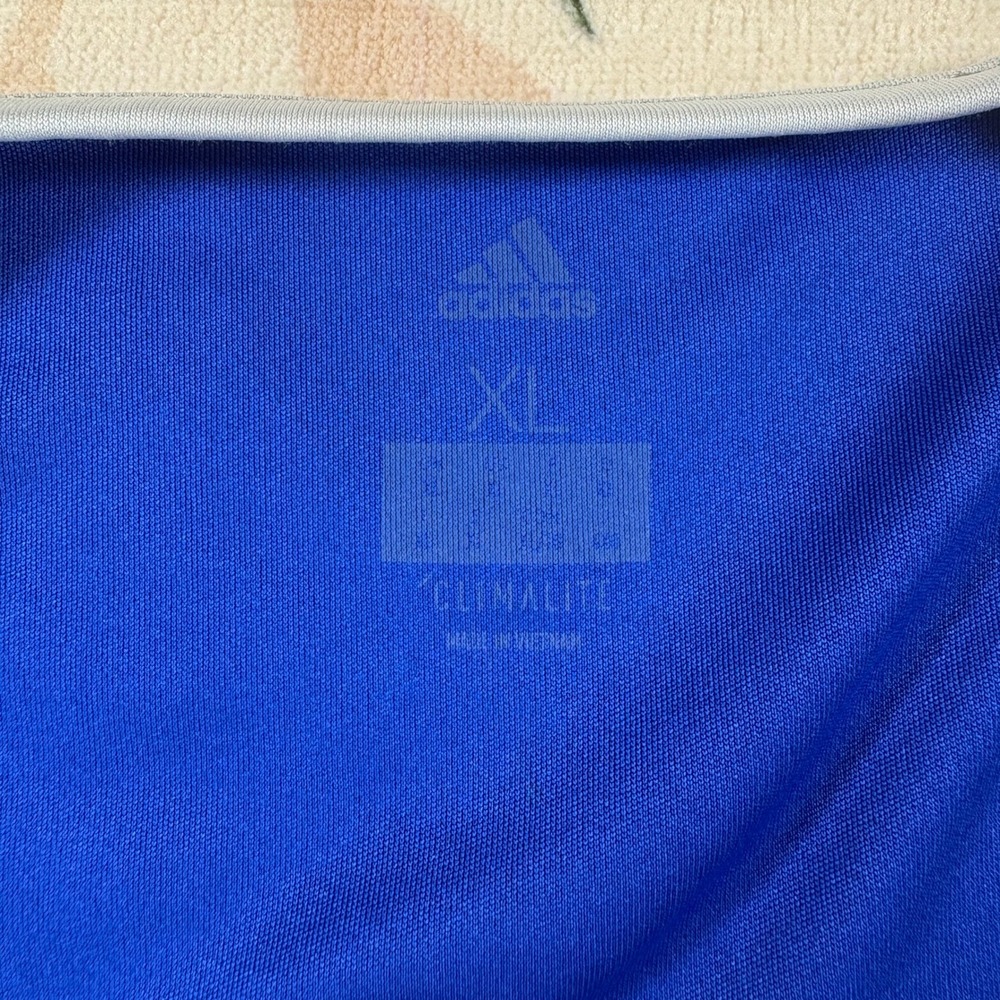Adidas Entrada 18 Mens Jersey Royal Blue Shoulder Stripes Climalite Size XL - Picture 2 of 6